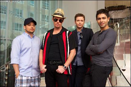 entouragetv.ru_promo_s7_005 (1500x998, 216 kБ...)